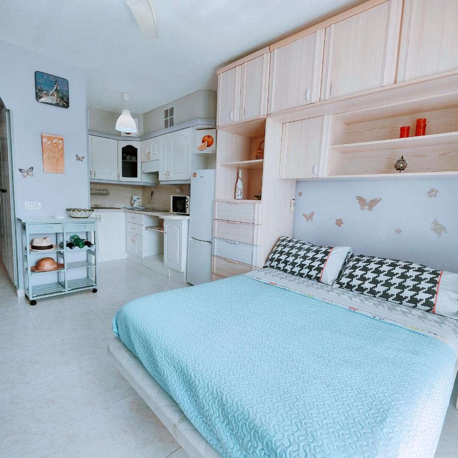 Estudio Colette En Primera Linea De La Playa Los Cristianos  Kültér fotó