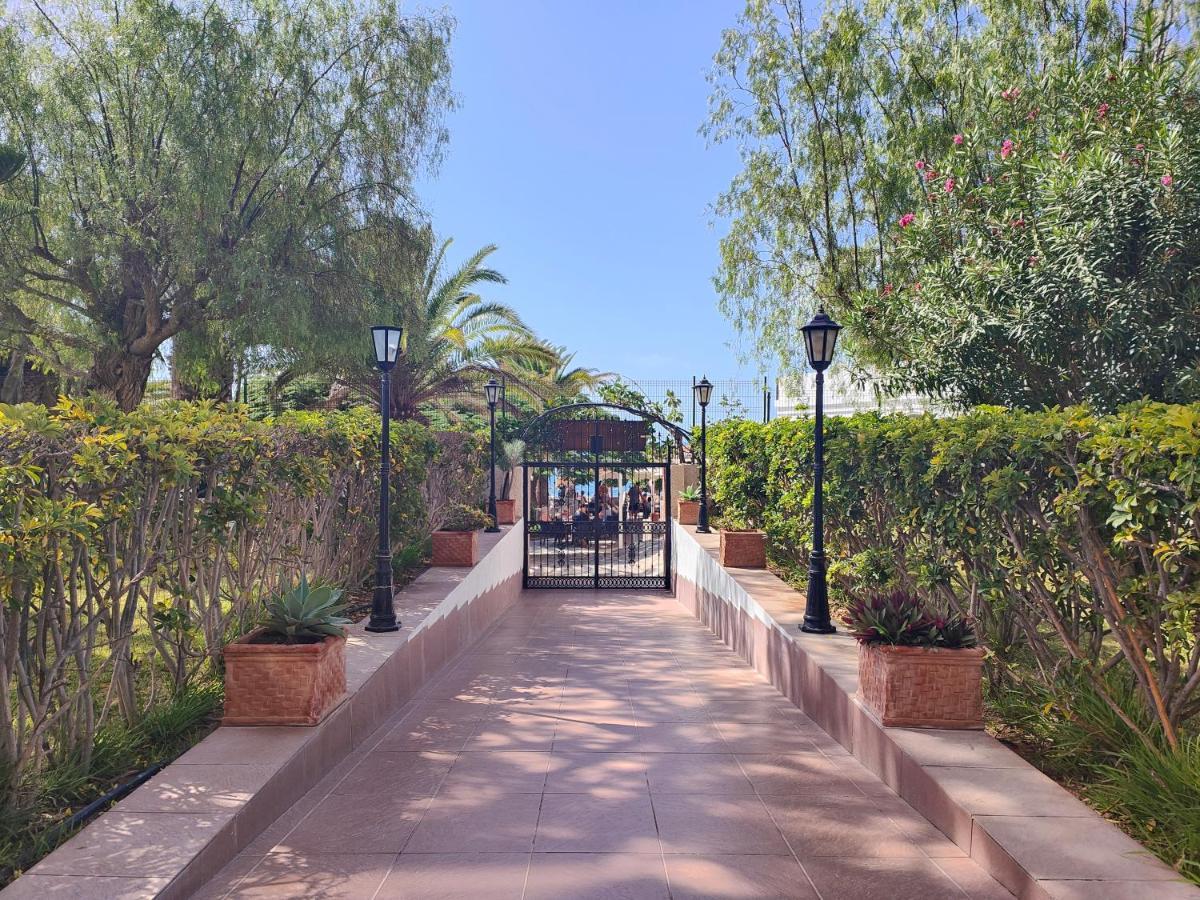 Estudio Colette En Primera Linea De La Playa Los Cristianos  Kültér fotó